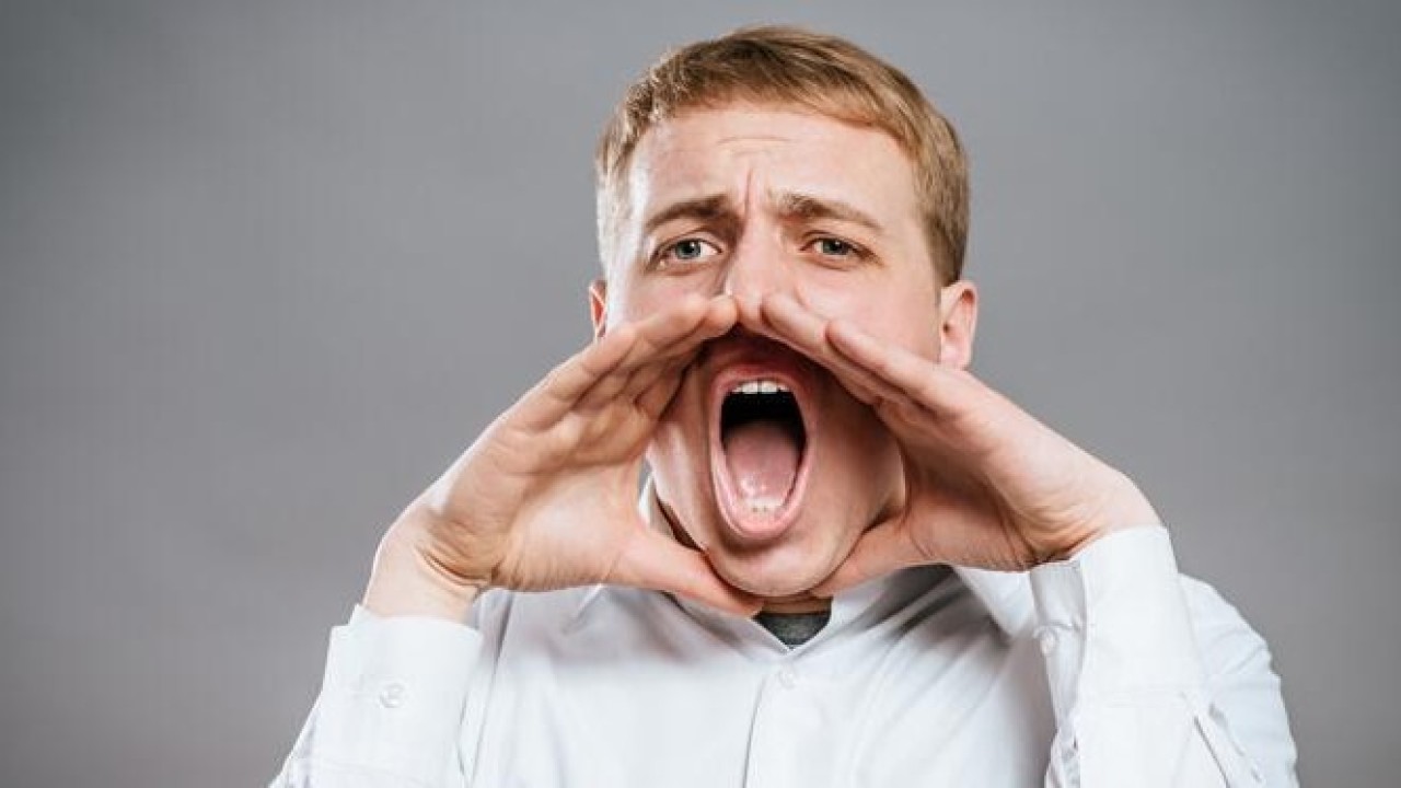 Loud shouting can damage your vocal cords, know the problems caused by it from the doctor